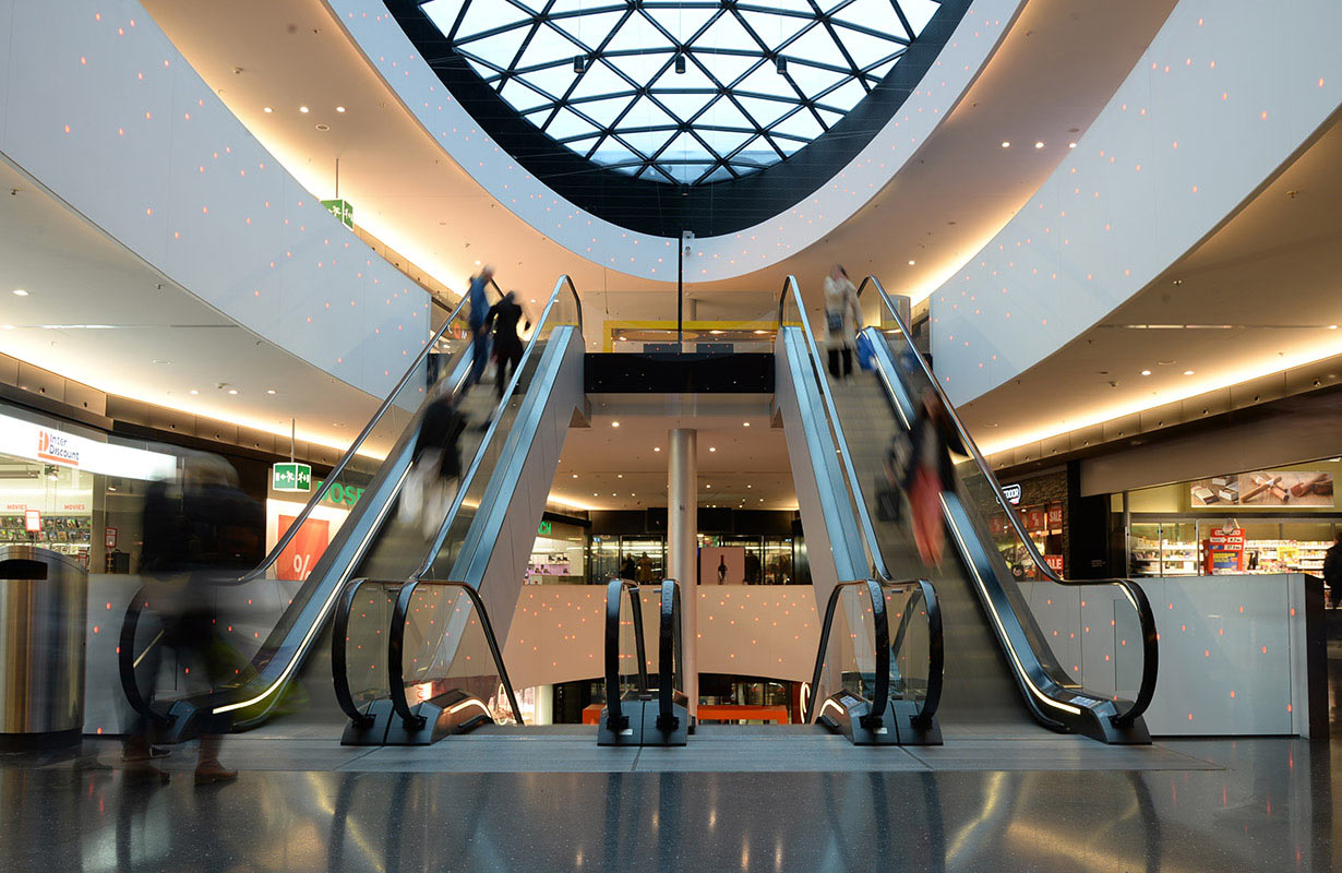 Einkaufszentrum mit Rolltreppen Sihl City (ZH)